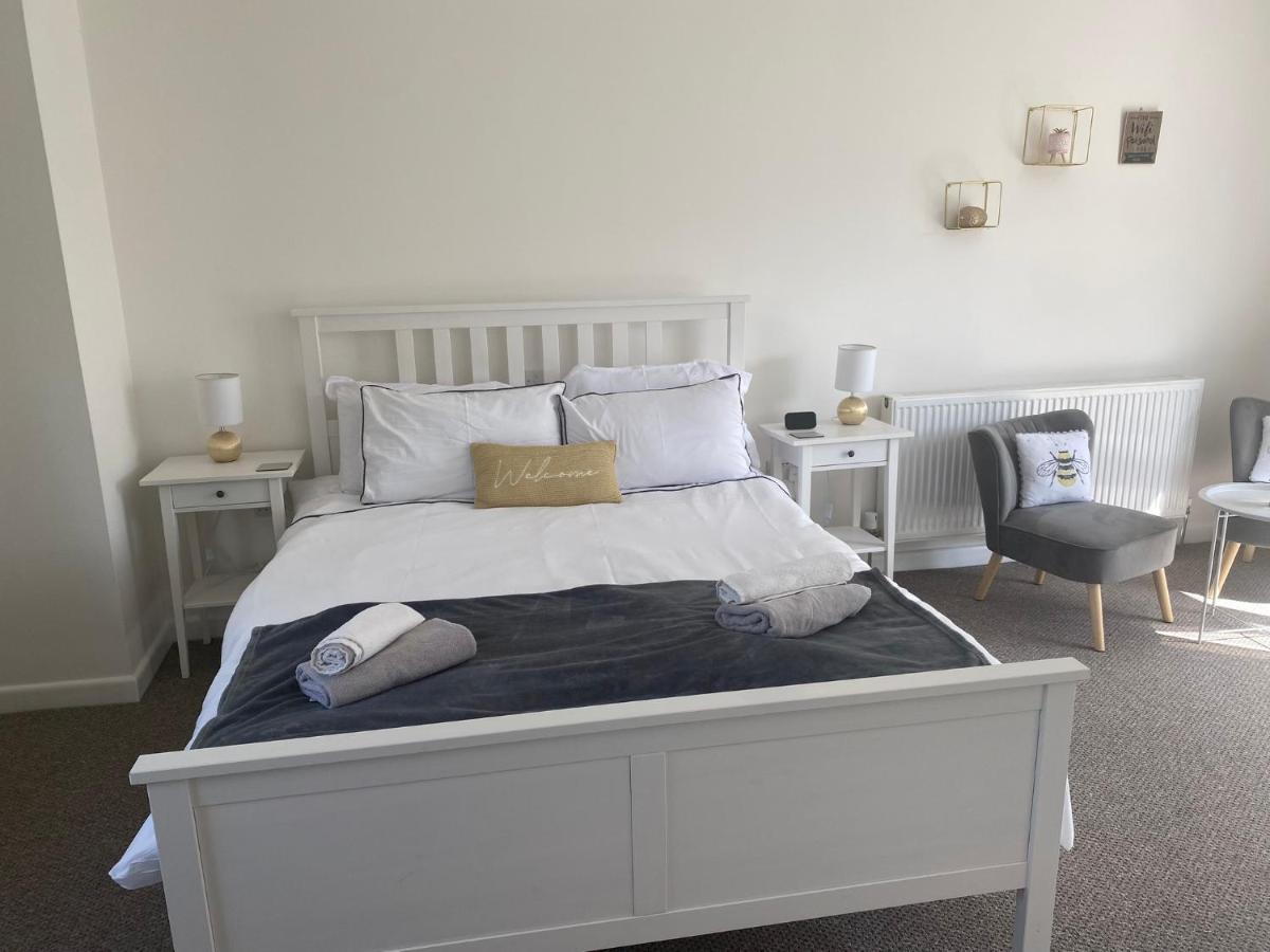 Number 5 - Lytton Tree Lodge, Reydon, Southwold Екстериор снимка