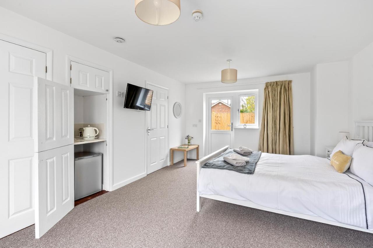 Number 5 - Lytton Tree Lodge, Reydon, Southwold Екстериор снимка